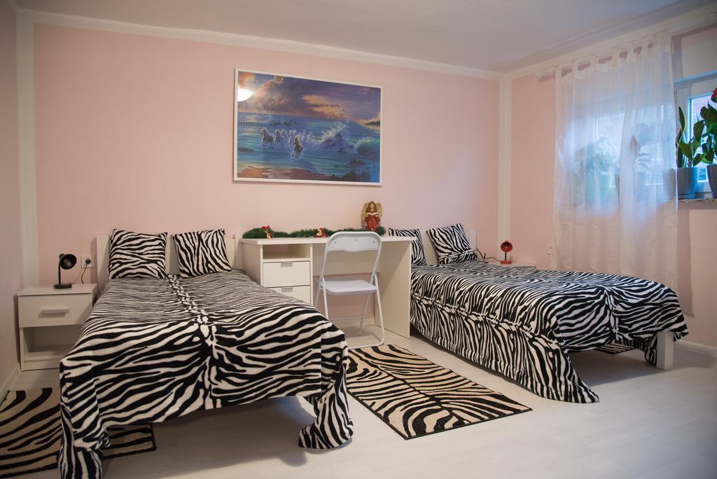 Apartman Flamingo Hotel Daruvar Luaran gambar